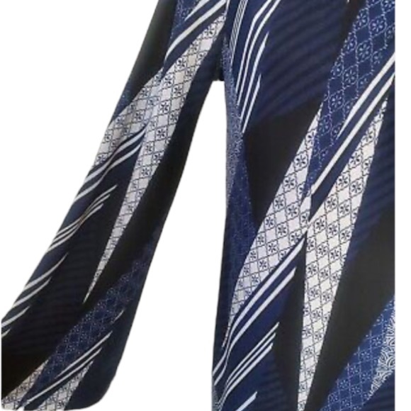 NEW Dana Buchman Navy Blue/White Patchwork Blouse - Picture 4 of 8